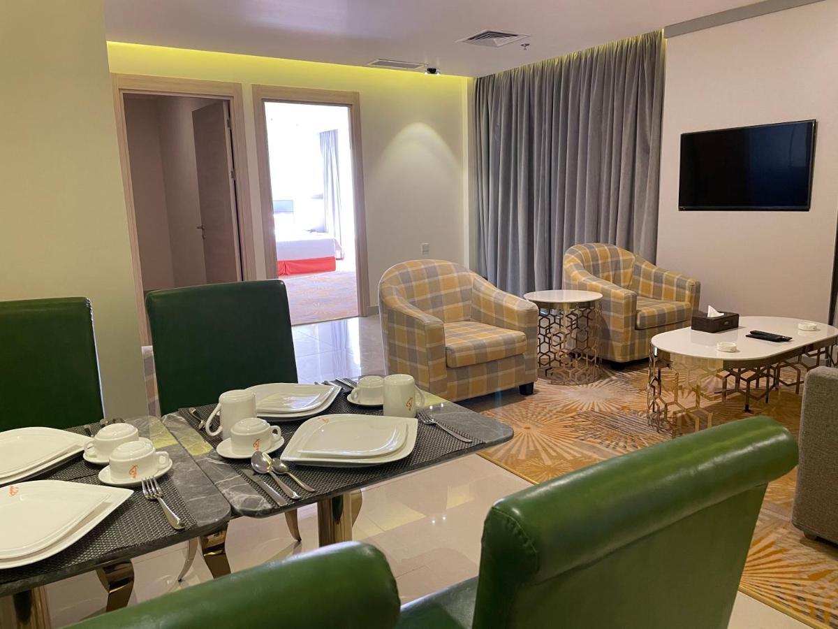 Wahaj Hotel Apartments 2 Кувейт Екстериор снимка
