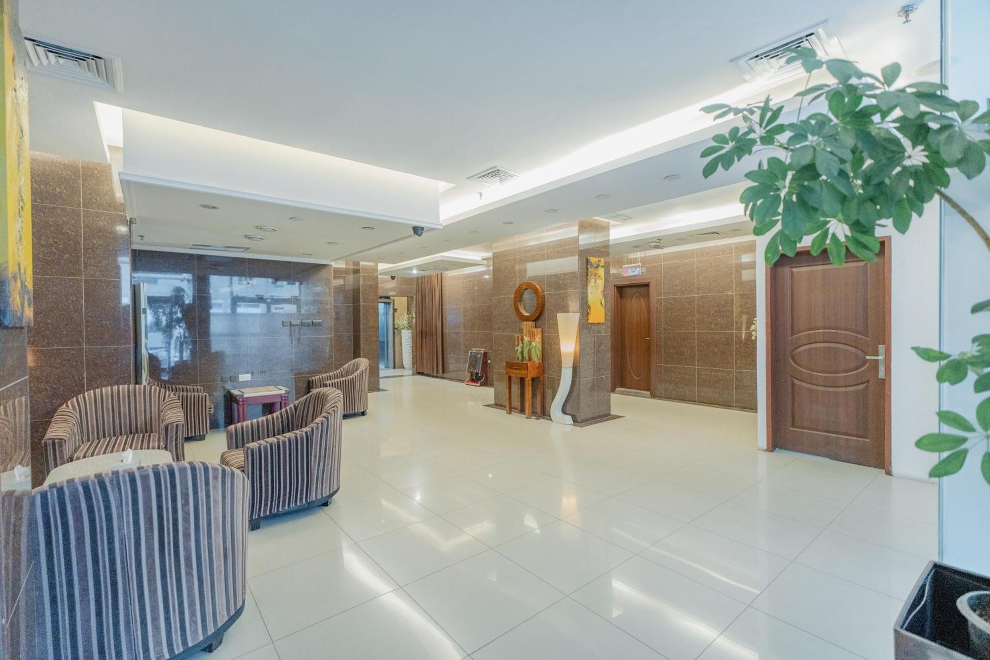 Wahaj Hotel Apartments 2 Кувейт Екстериор снимка