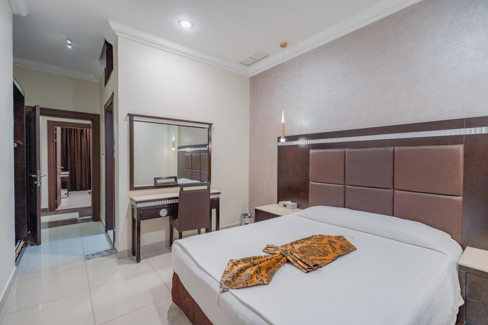 Wahaj Hotel Apartments 2 Кувейт Екстериор снимка
