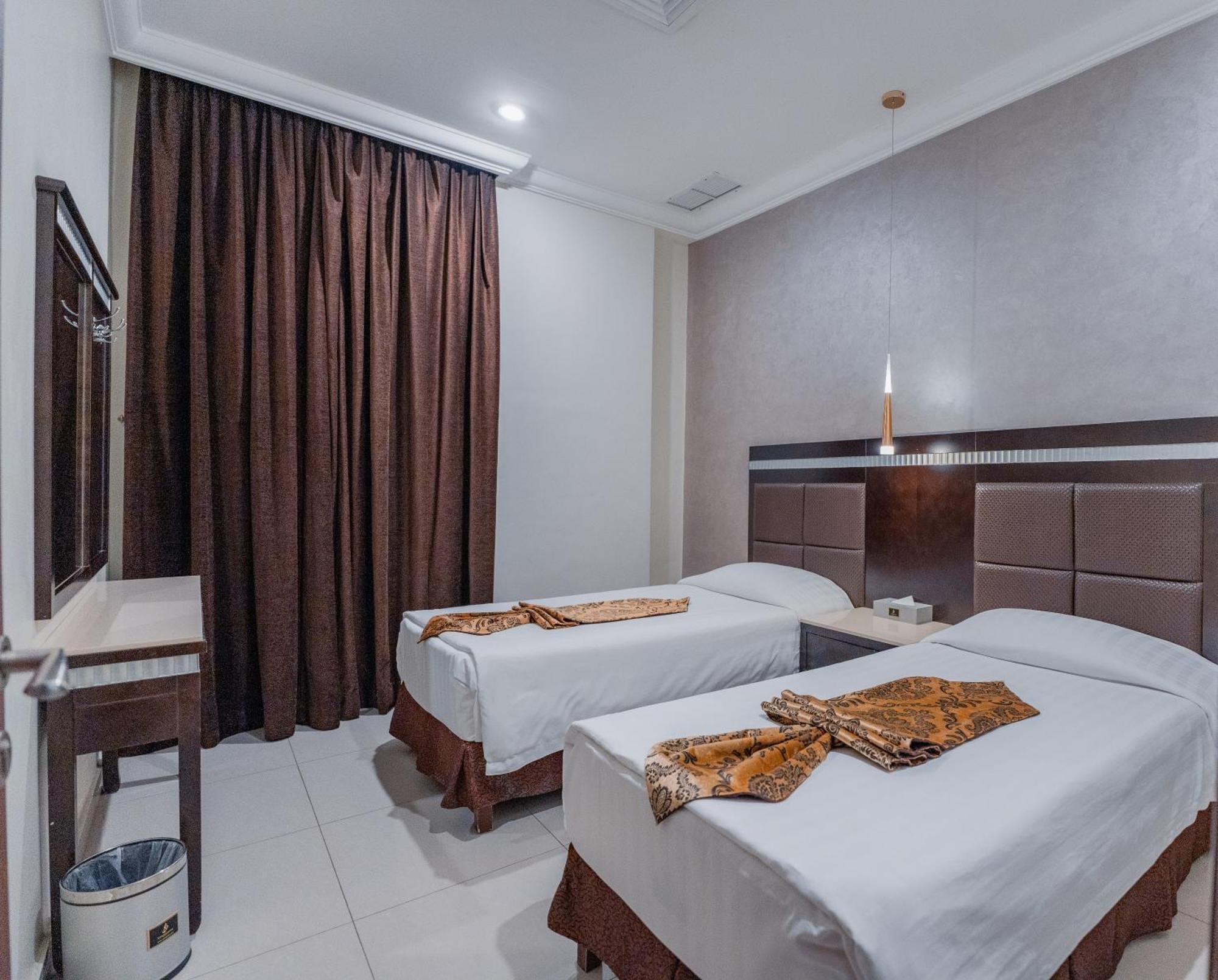 Wahaj Hotel Apartments 2 Кувейт Екстериор снимка