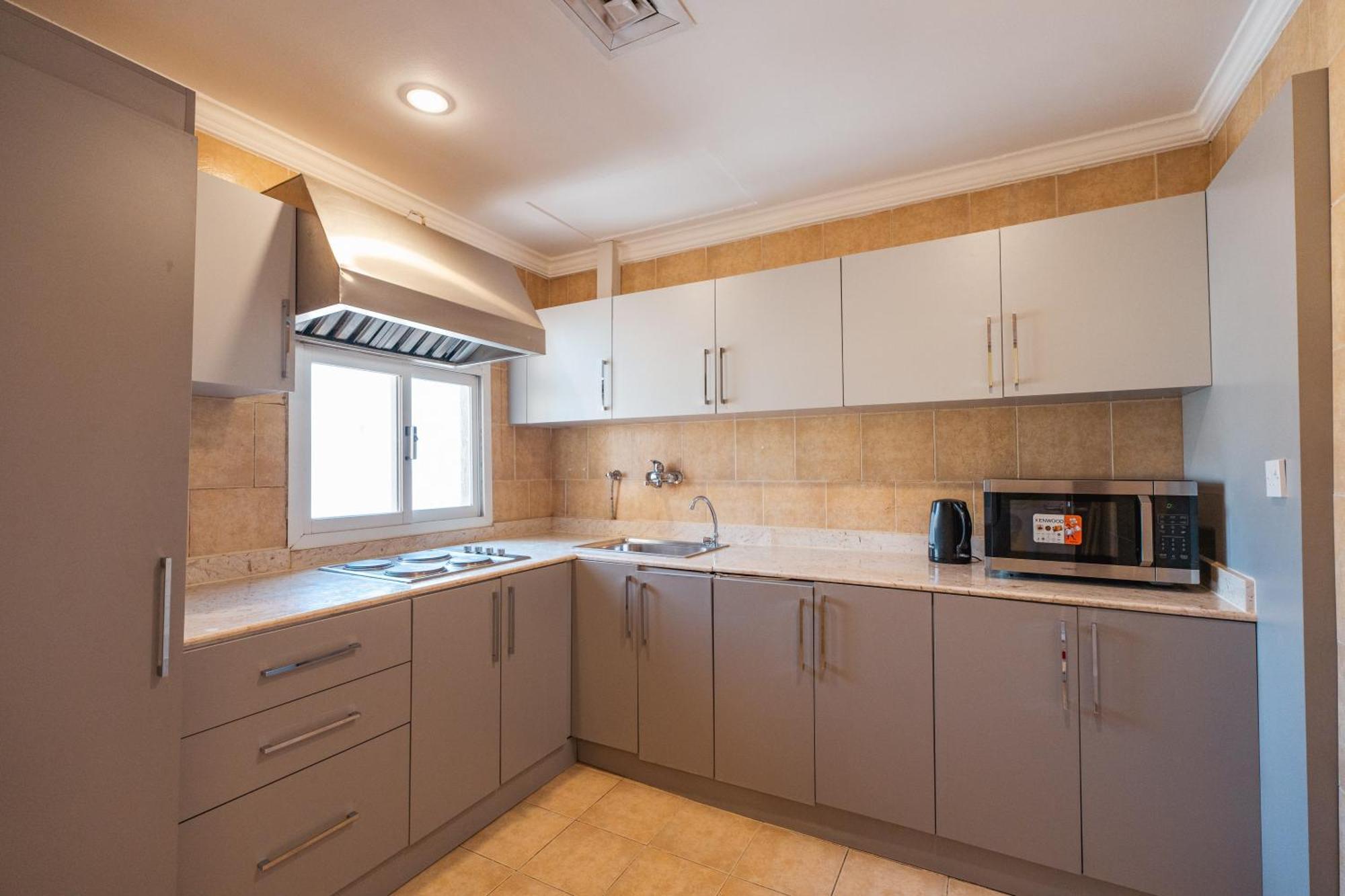 Wahaj Hotel Apartments 2 Кувейт Екстериор снимка