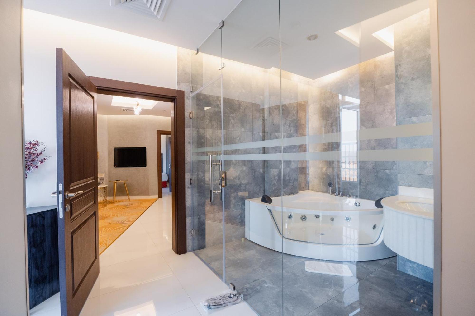 Wahaj Hotel Apartments 2 Кувейт Екстериор снимка