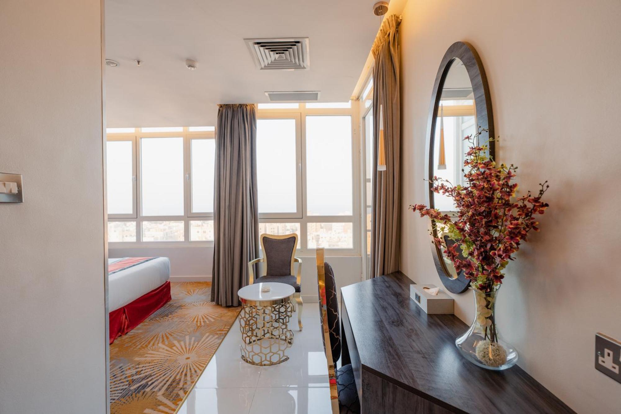 Wahaj Hotel Apartments 2 Кувейт Екстериор снимка
