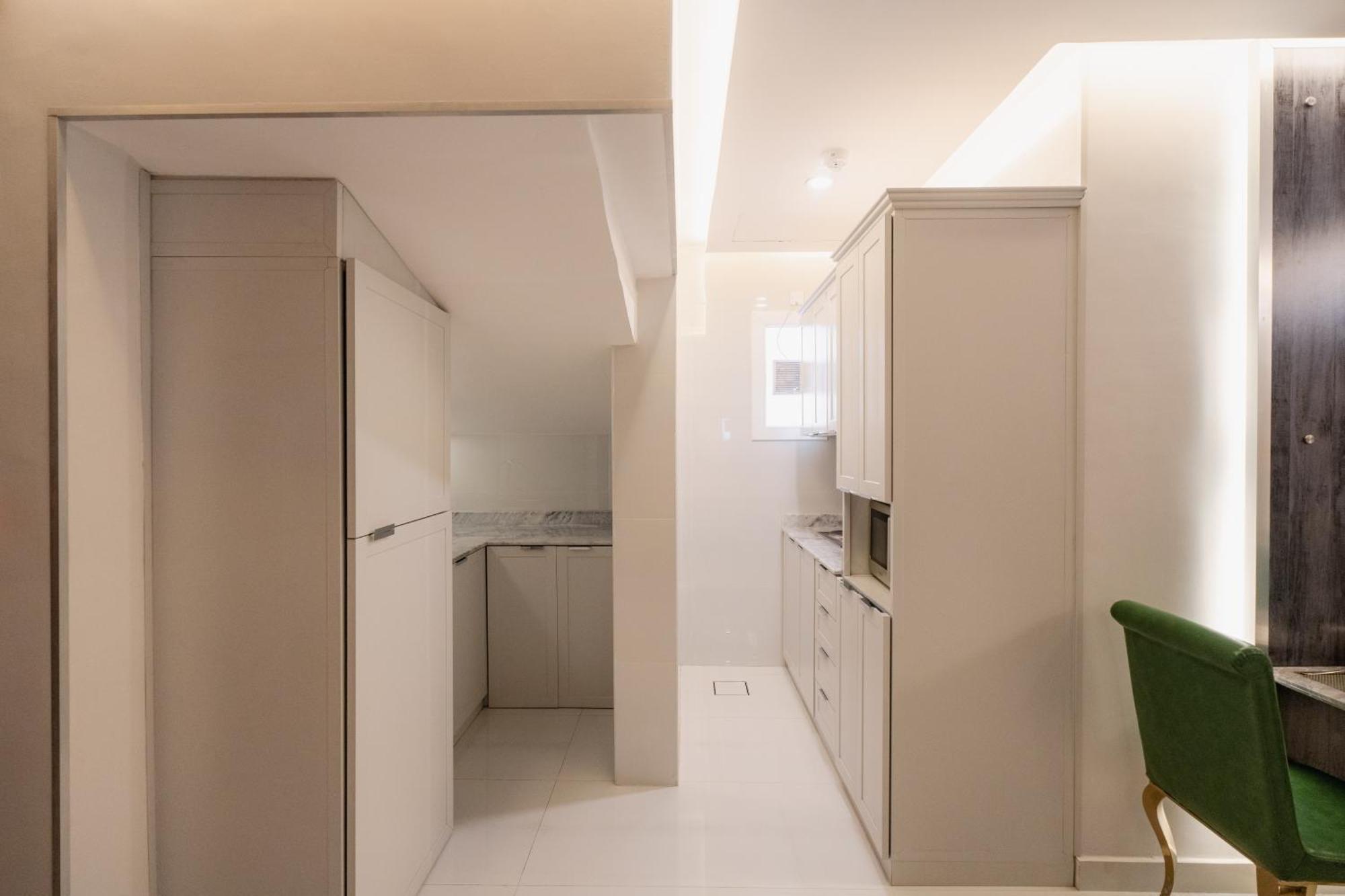 Wahaj Hotel Apartments 2 Кувейт Екстериор снимка