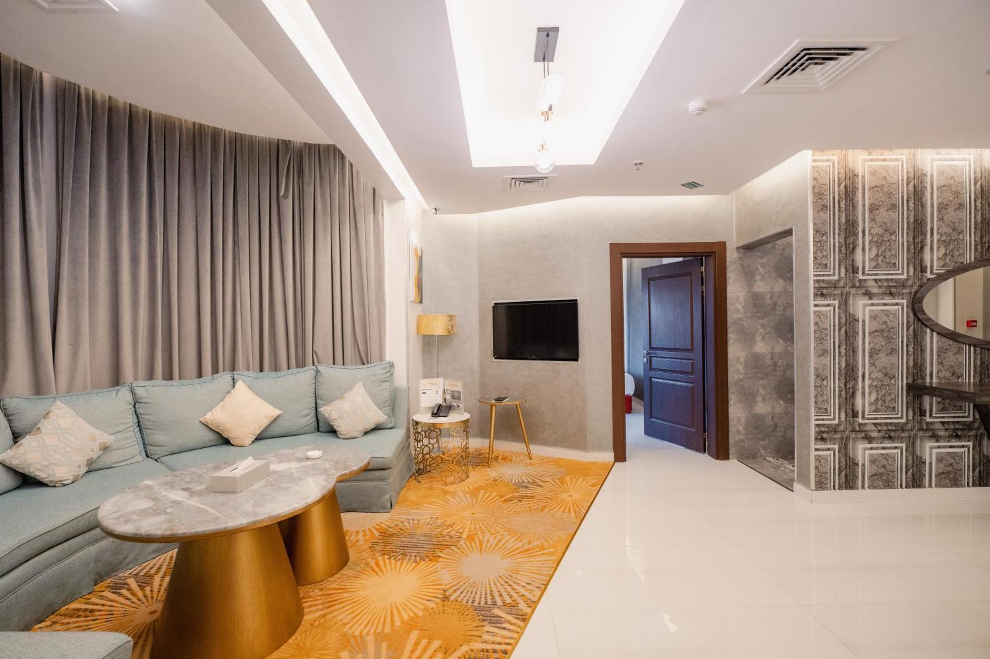Wahaj Hotel Apartments 2 Кувейт Екстериор снимка