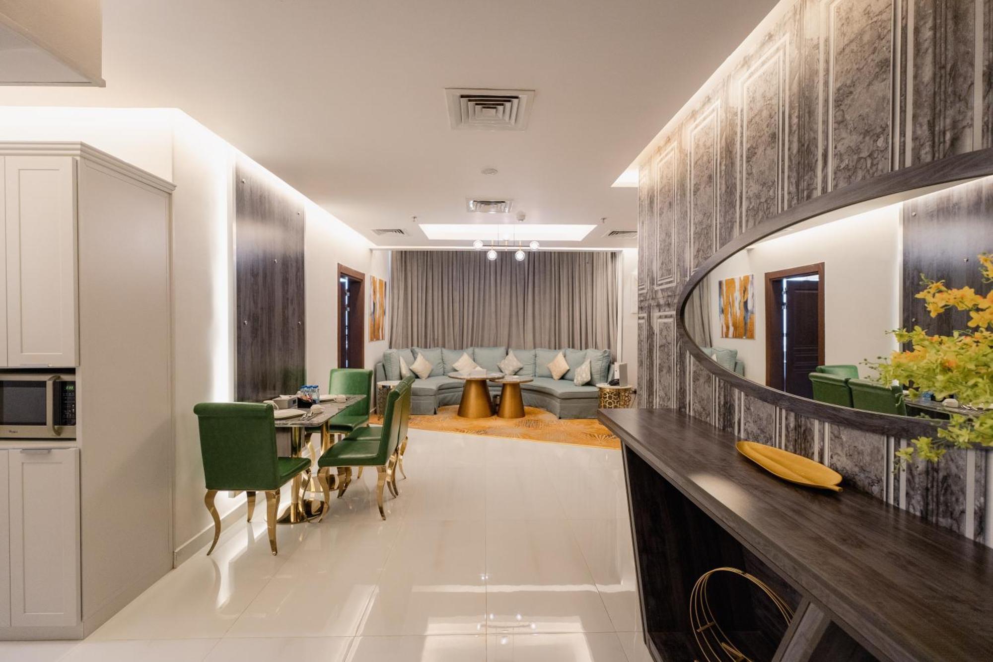 Wahaj Hotel Apartments 2 Кувейт Екстериор снимка