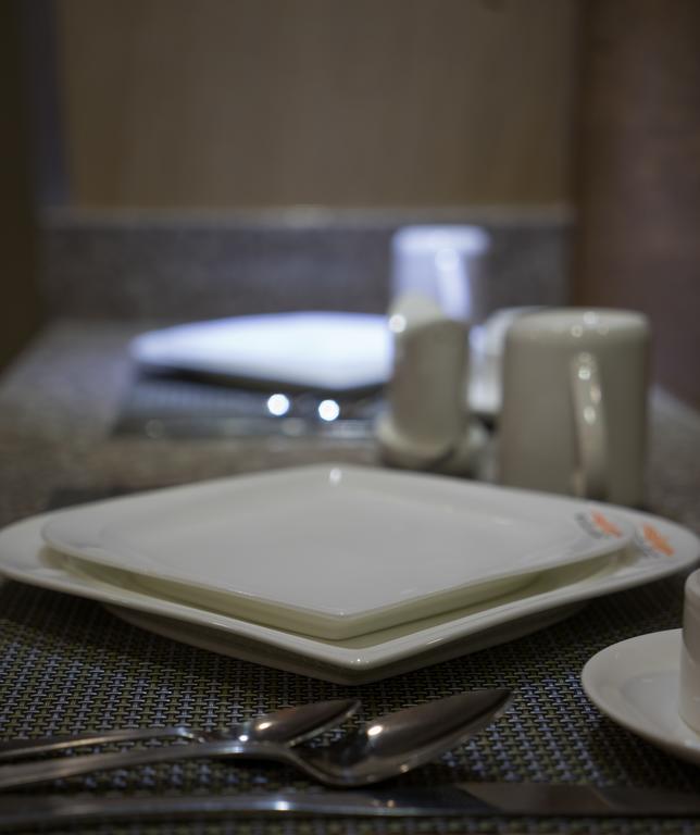 Wahaj Hotel Apartments 2 Кувейт Екстериор снимка