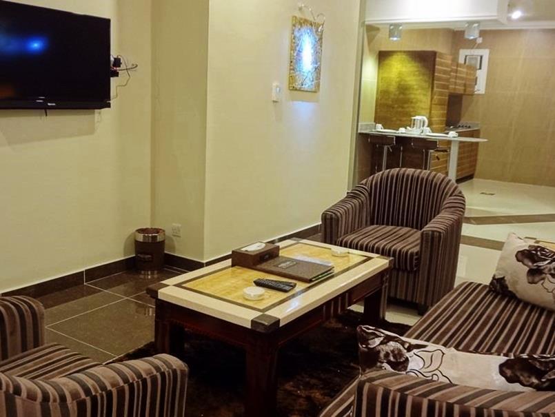 Wahaj Hotel Apartments 2 Кувейт Екстериор снимка