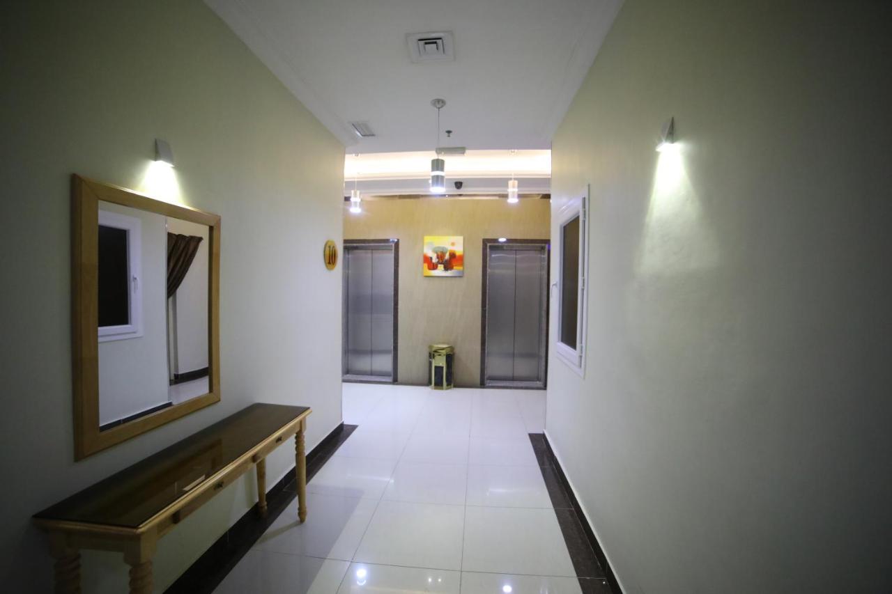 Wahaj Hotel Apartments 2 Кувейт Екстериор снимка