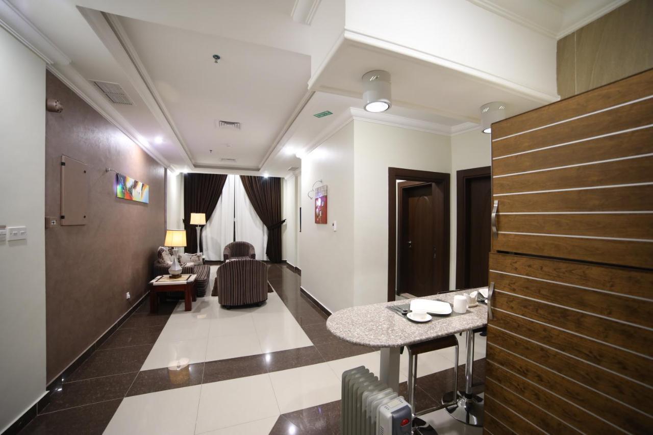 Wahaj Hotel Apartments 2 Кувейт Екстериор снимка
