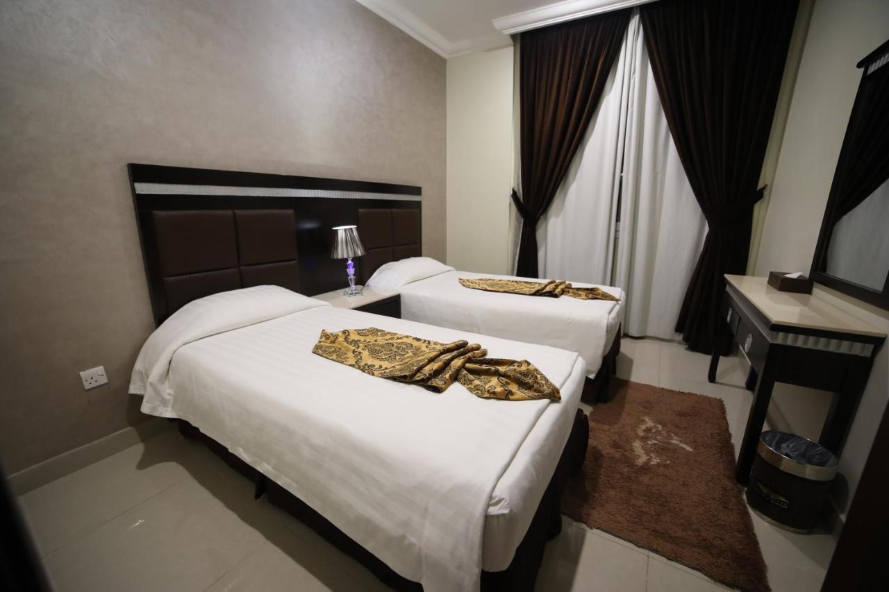 Wahaj Hotel Apartments 2 Кувейт Екстериор снимка